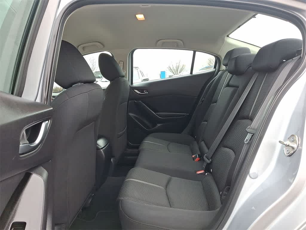 2017 Mazda Mazda3 4-Door Sport