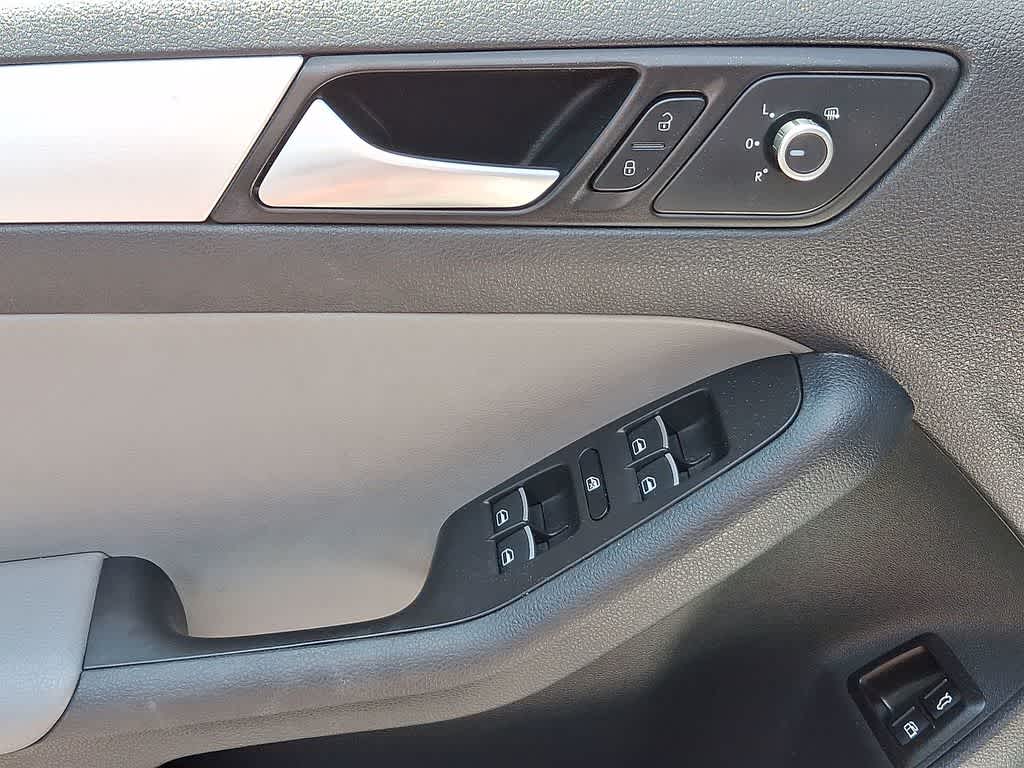 2014 Volkswagen Jetta Base