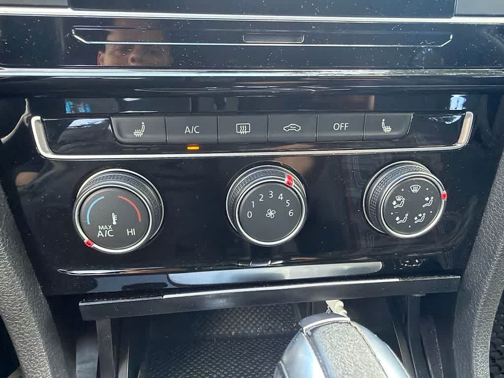 2021 Volkswagen Golf GTI S