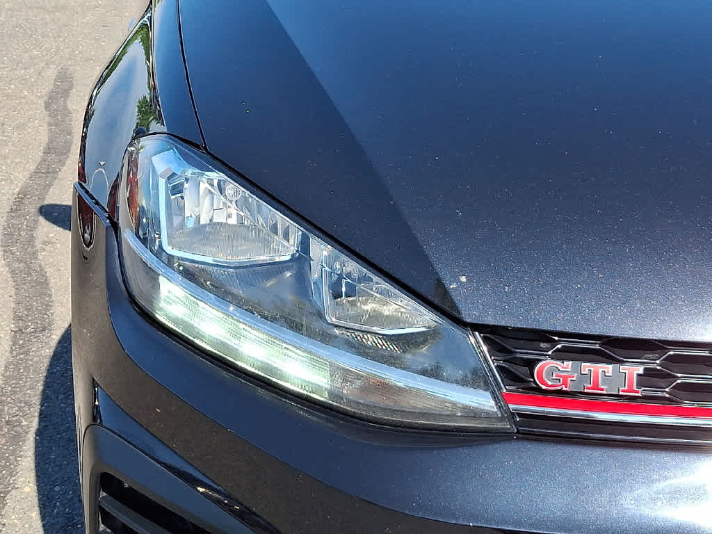 2021 Volkswagen Golf GTI S