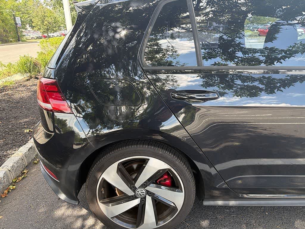 2021 Volkswagen Golf GTI S