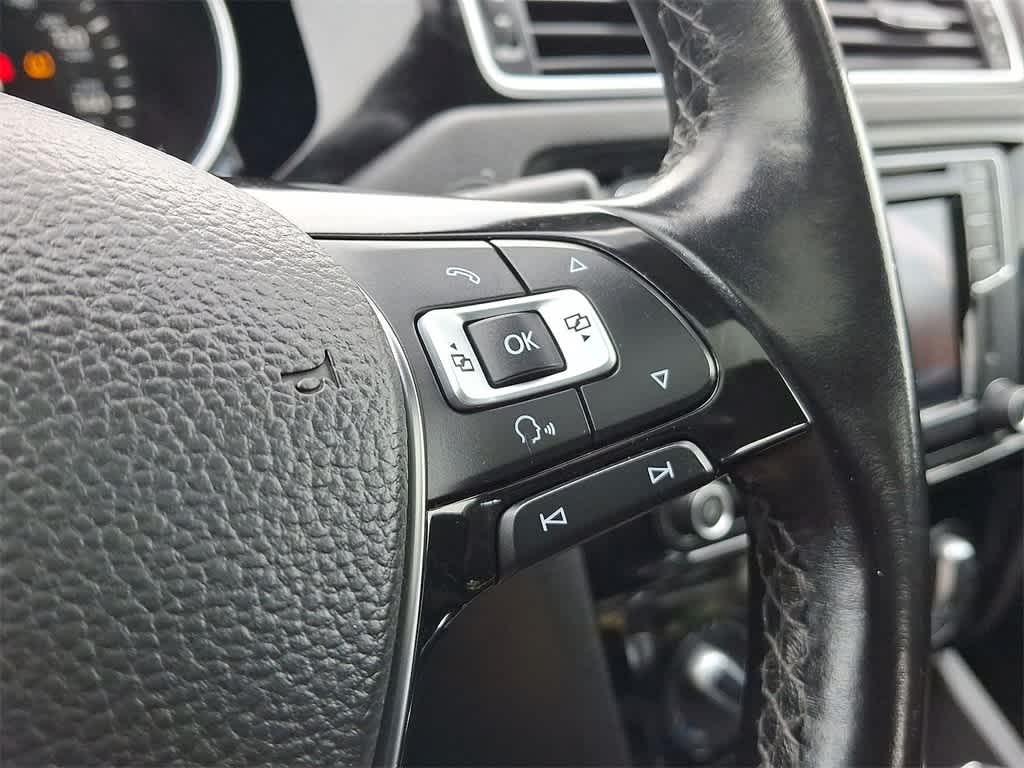 2016 Volkswagen Jetta 1.8T SEL