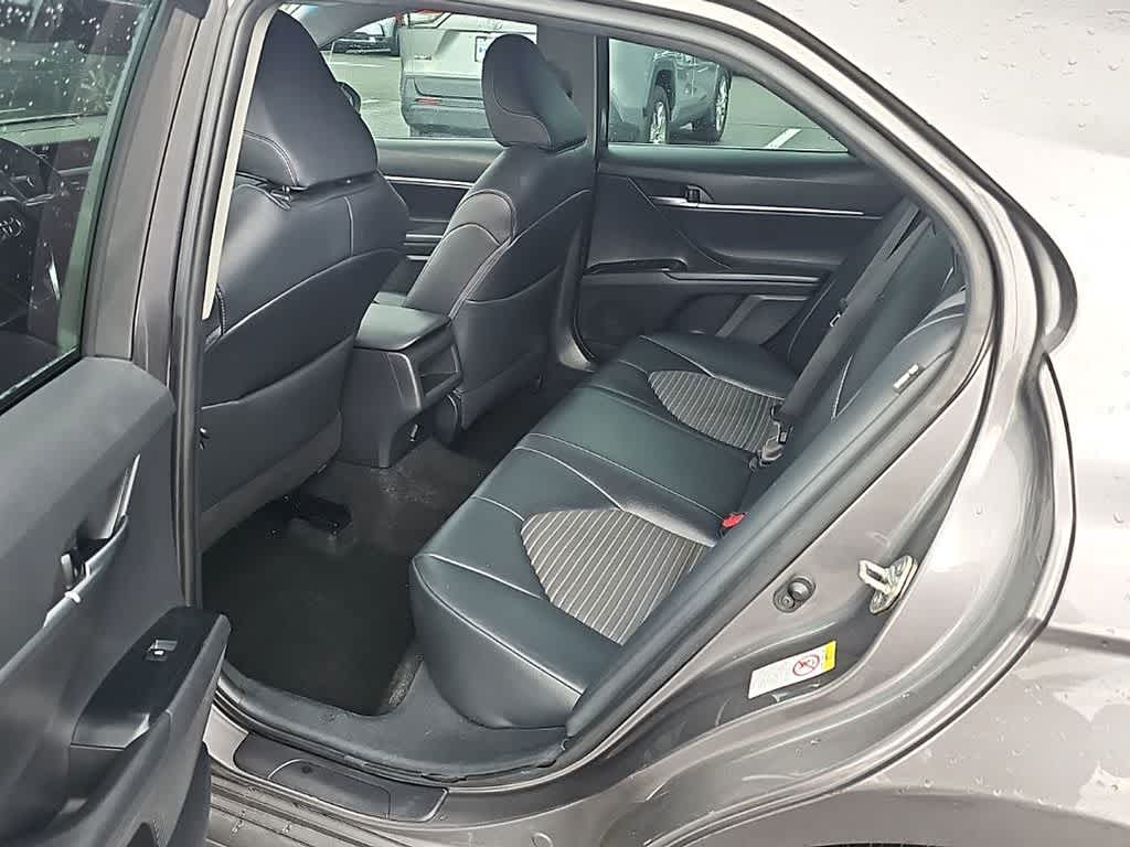 2018 Toyota Camry SE