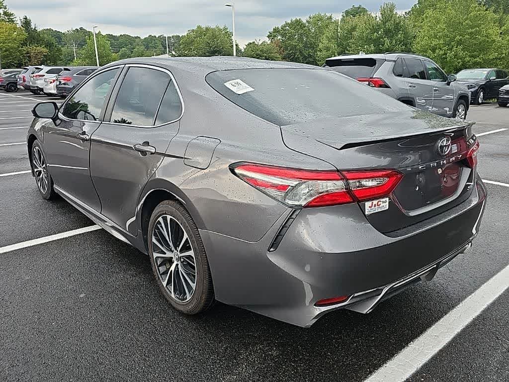 2018 Toyota Camry SE