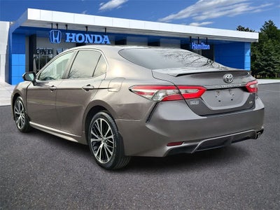 2018 Toyota Camry SE