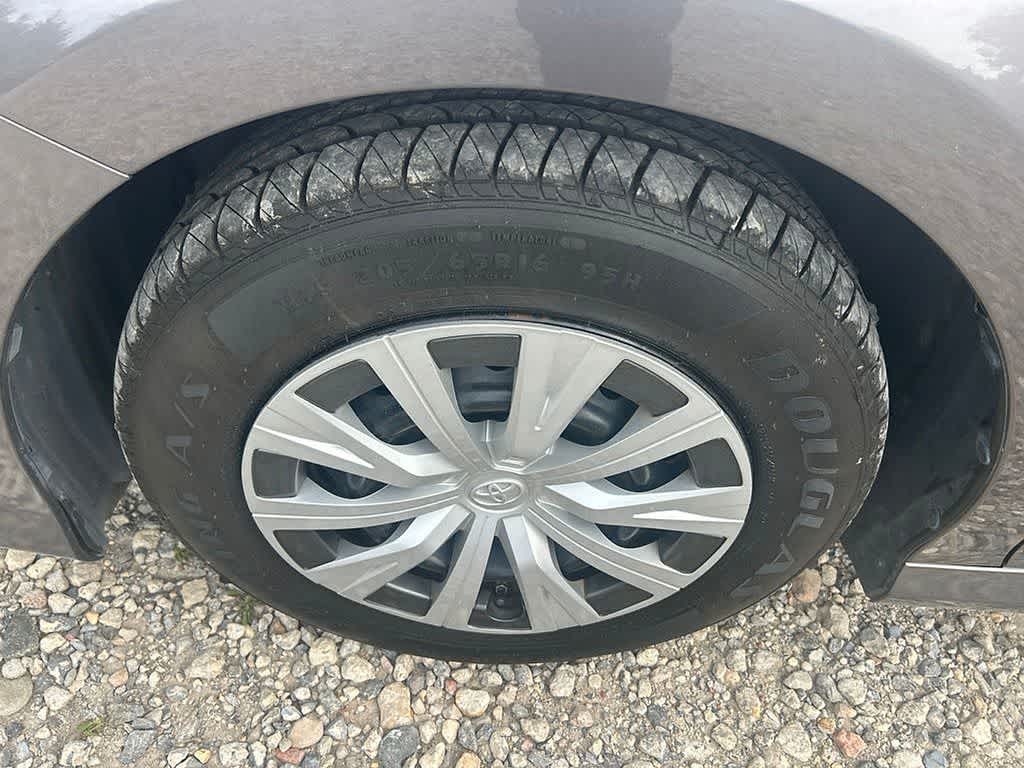 2018 Toyota Camry Hybrid LE