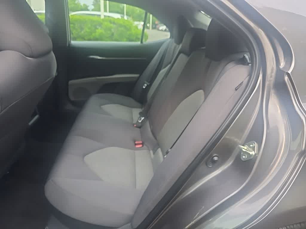 2019 Toyota Camry Hybrid LE