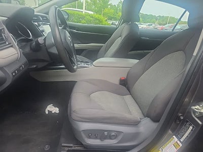 2019 Toyota Camry Hybrid LE