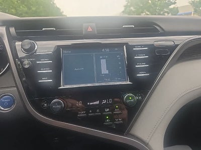 2019 Toyota Camry Hybrid LE