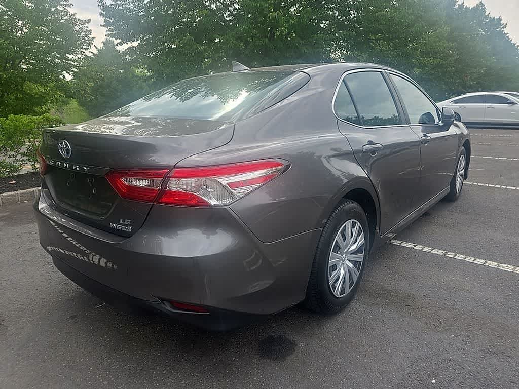 2019 Toyota Camry Hybrid LE
