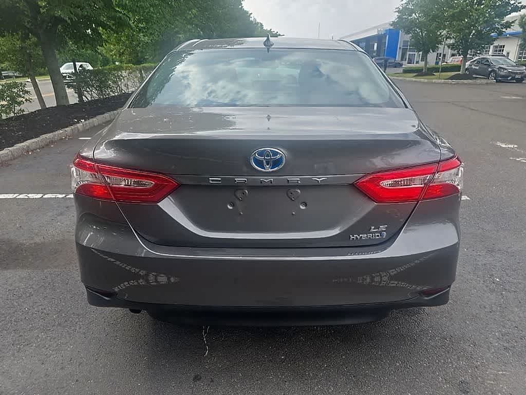 2019 Toyota Camry Hybrid LE