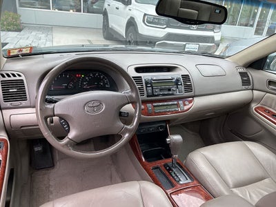 2004 Toyota Camry XLE