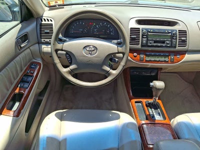 2004 Toyota Camry XLE