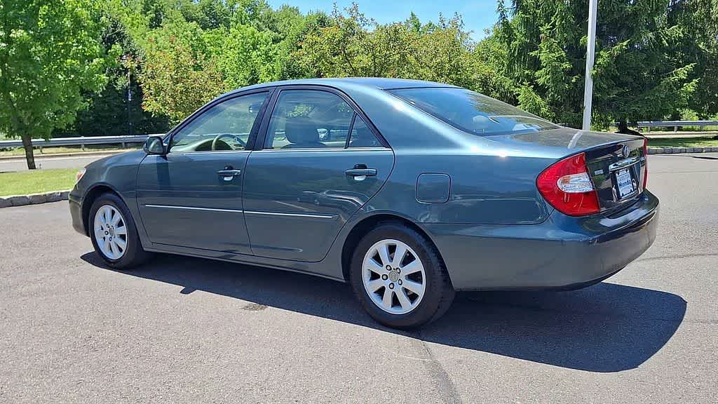2004 Toyota Camry XLE