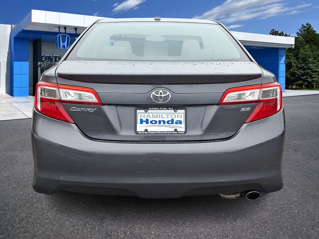 2013 Toyota Camry SE