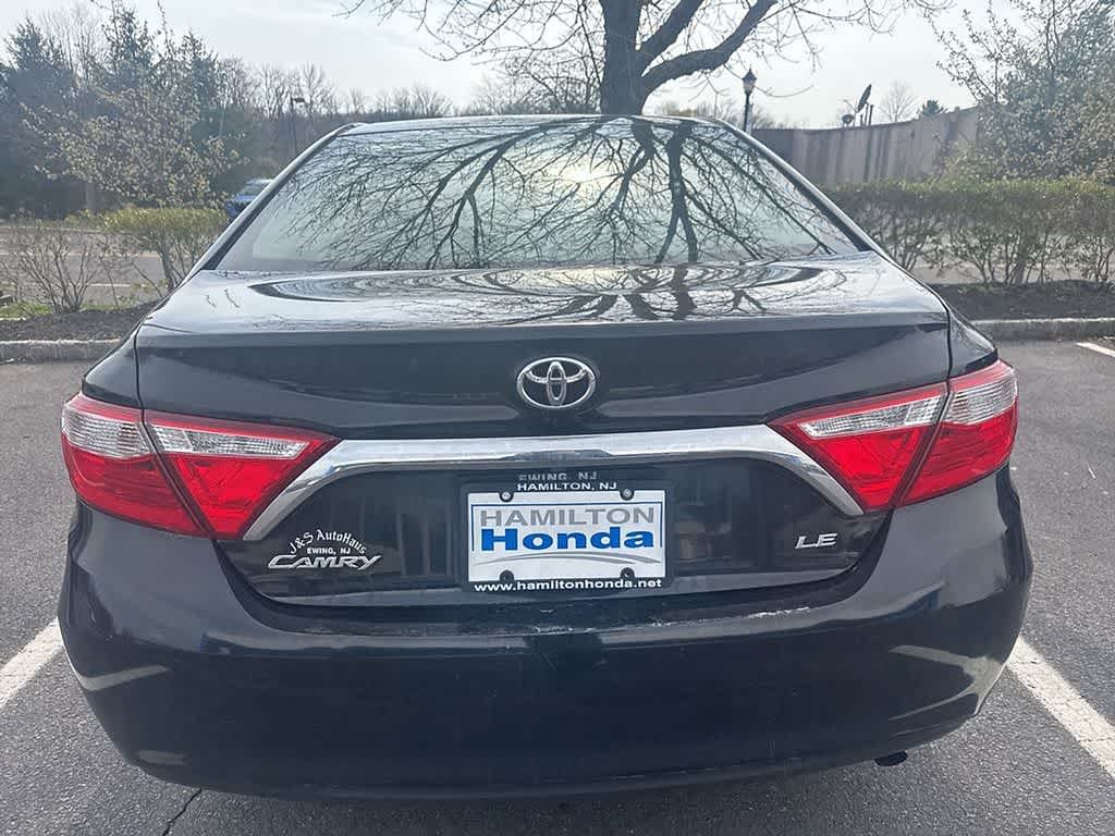 2017 Toyota Camry LE