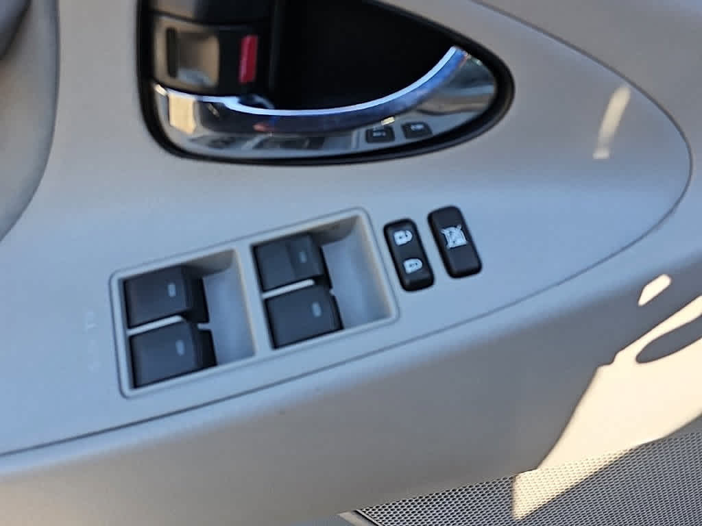 2010 Toyota Camry LE