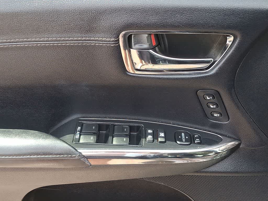 2015 Toyota Avalon XLE Touring