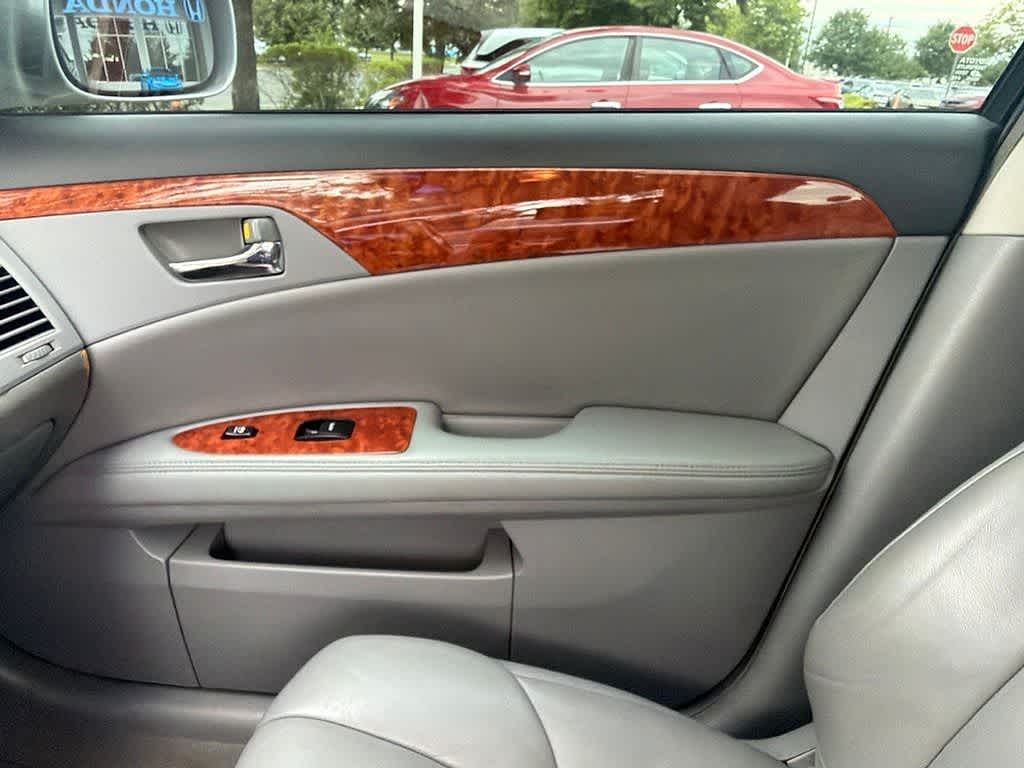 2007 Toyota Avalon XLS