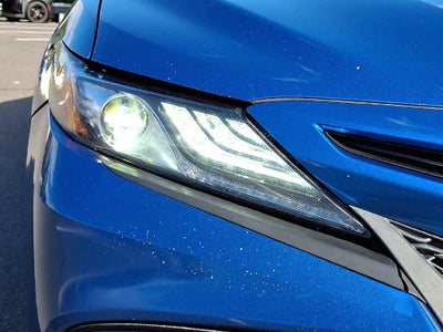 2020 Toyota Camry SE