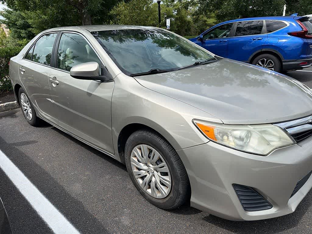 2014 Toyota Camry LE