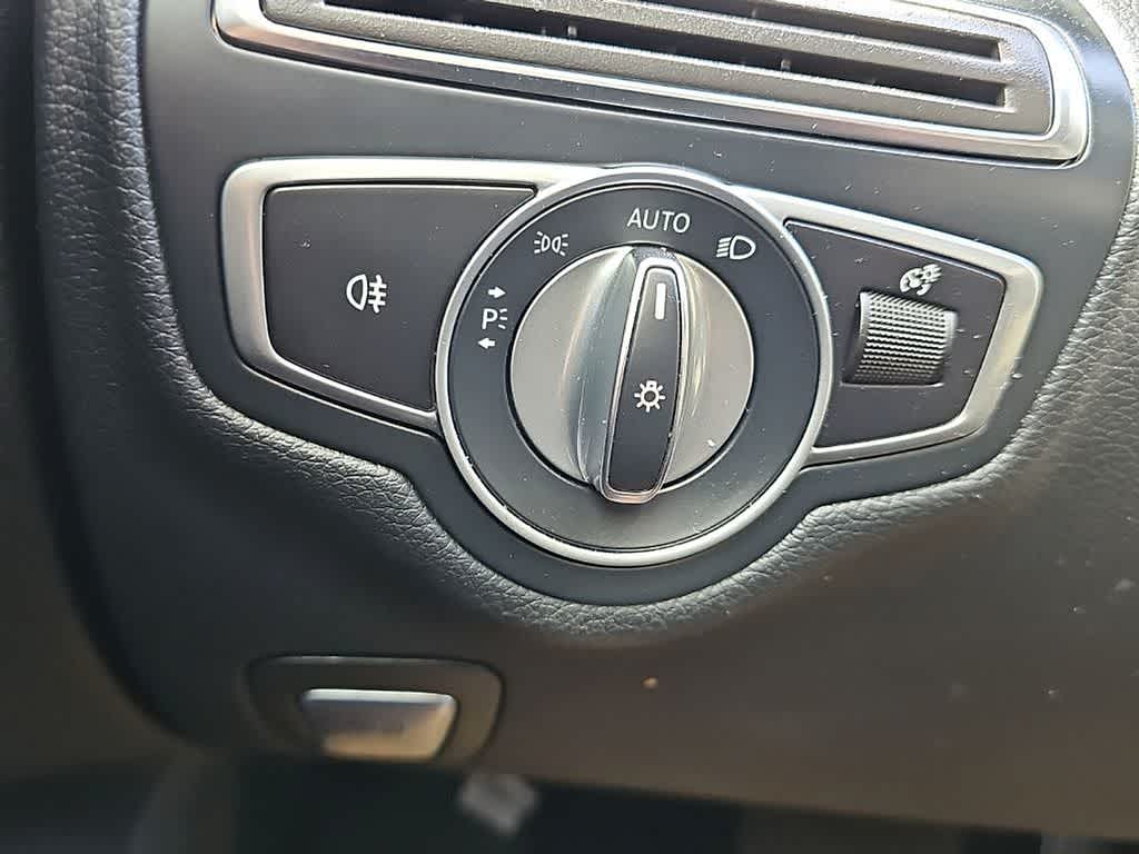 2019 Mercedes-Benz C 300 C 300