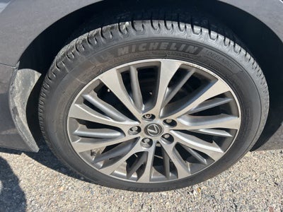 2019 Lexus ES 350 