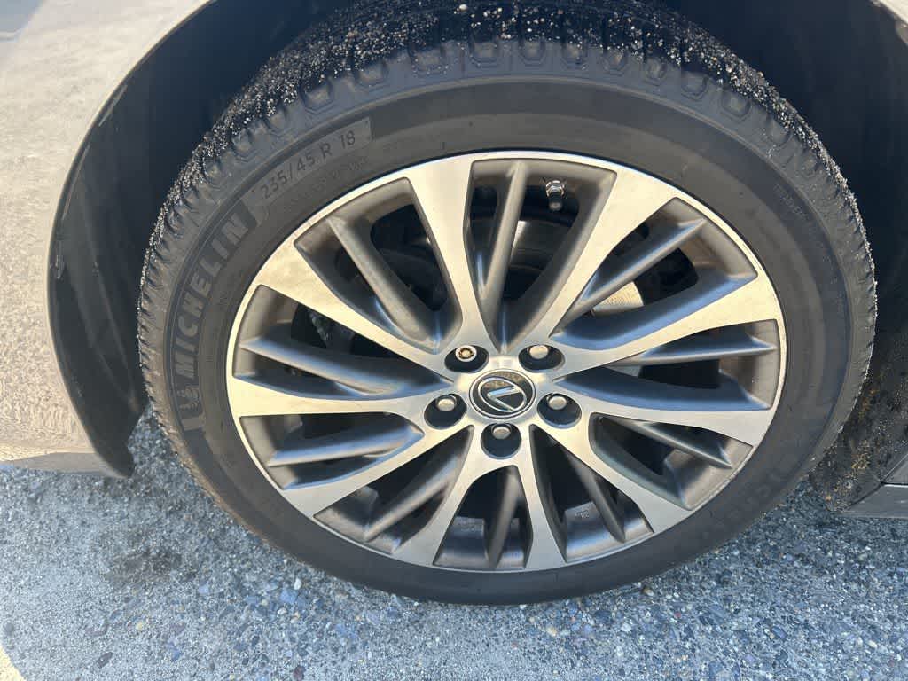 2019 Lexus ES 350 