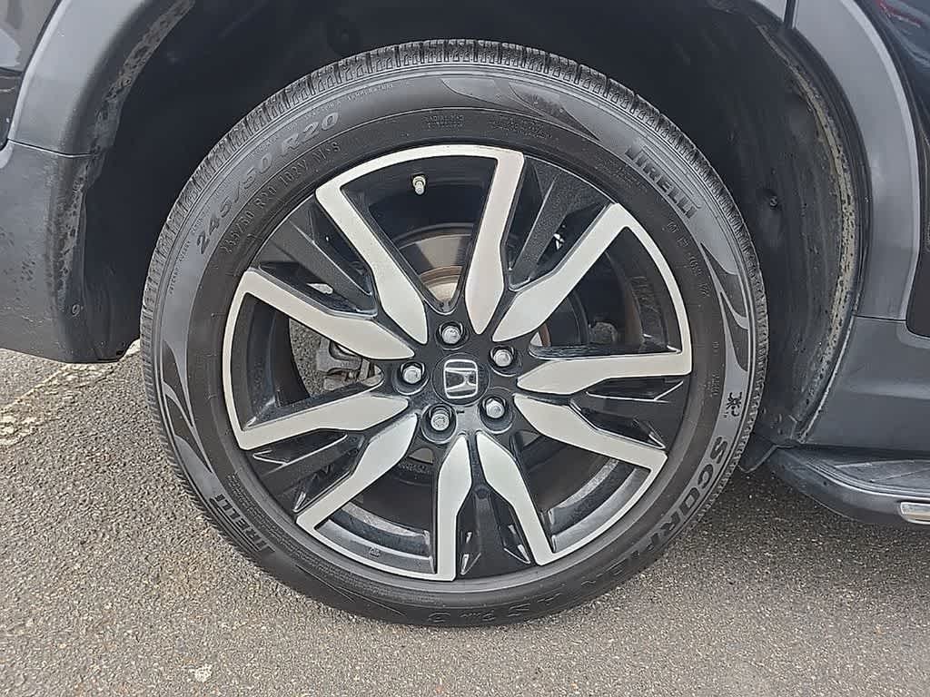 2022 Honda Pilot Touring 7-Passenger