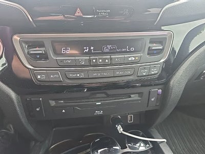 2022 Honda Pilot Touring 7-Passenger
