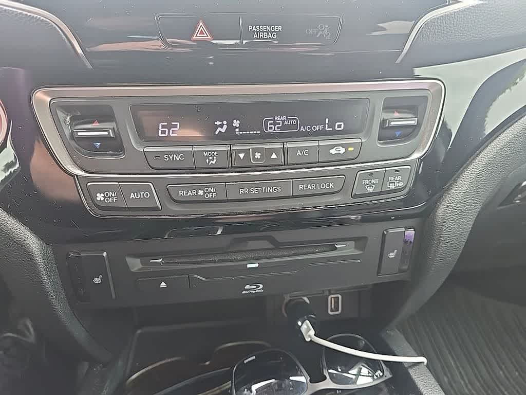 2022 Honda Pilot Touring 7-Passenger