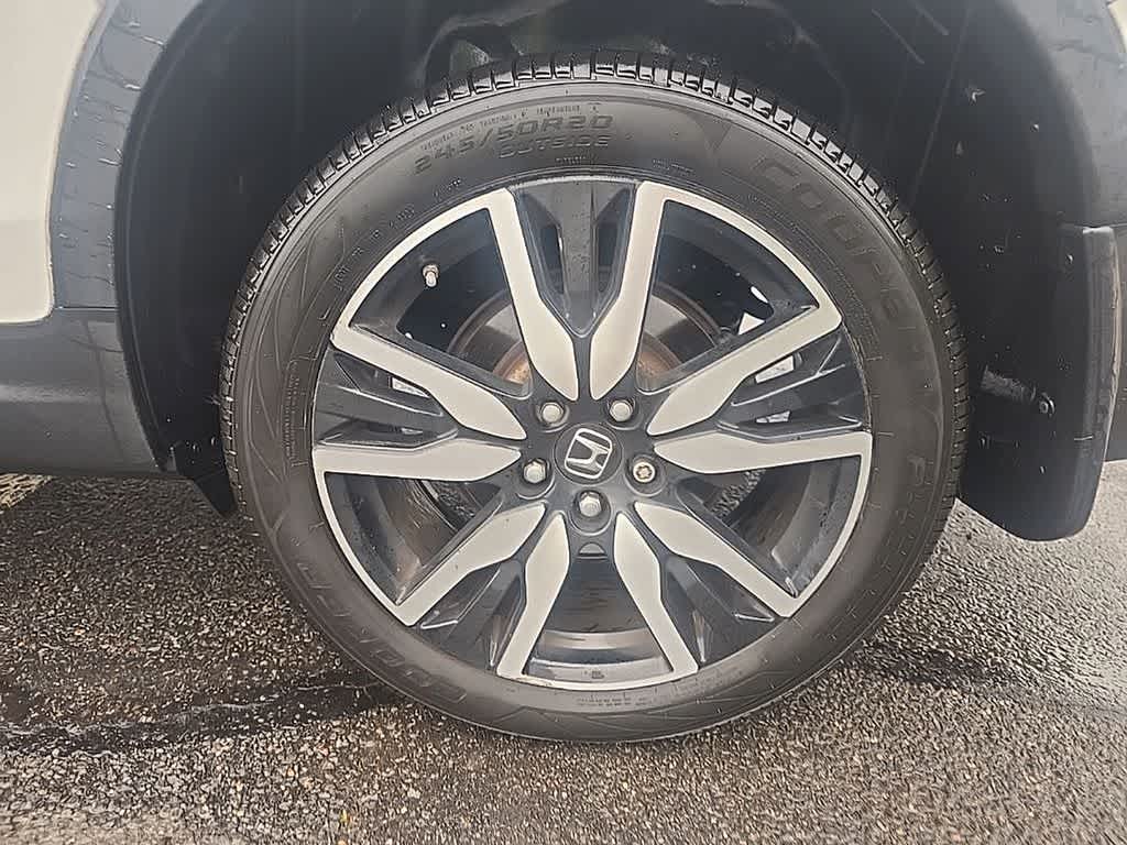 2022 Honda Pilot Touring 7-Passenger