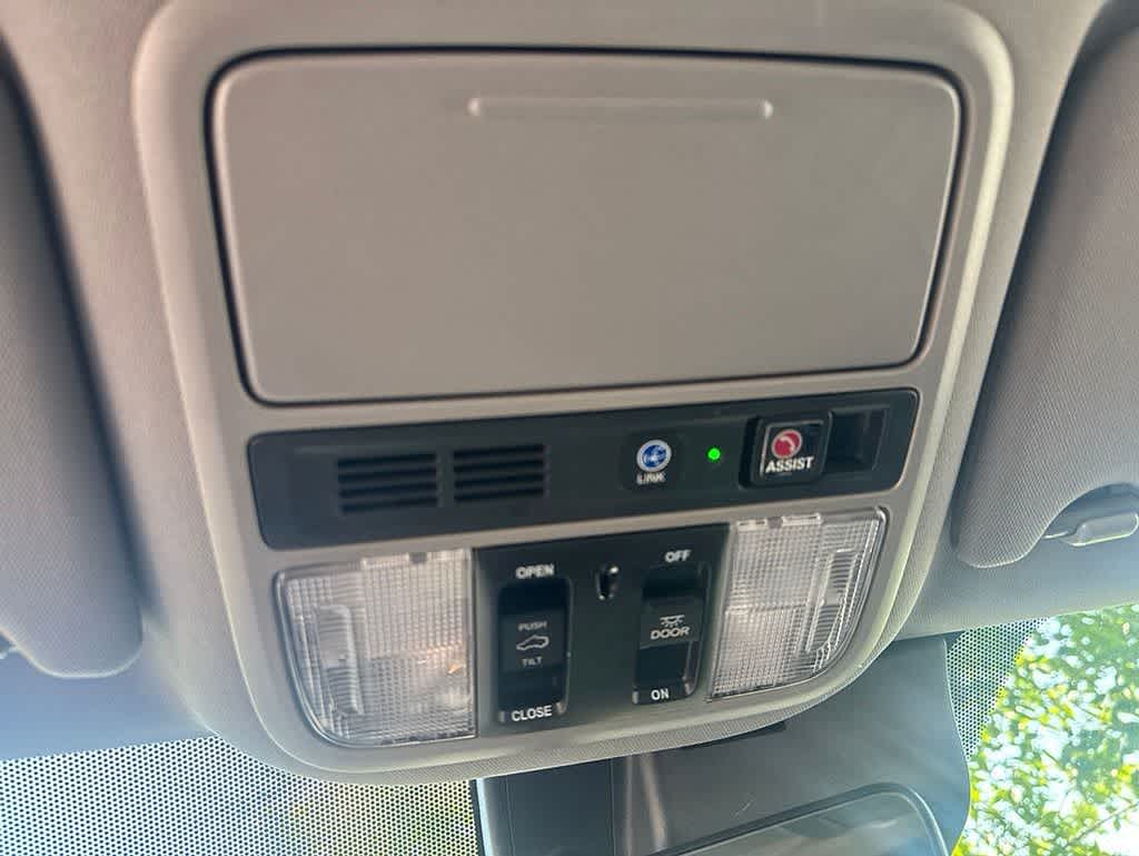 2022 Honda Pilot Touring 7-Passenger