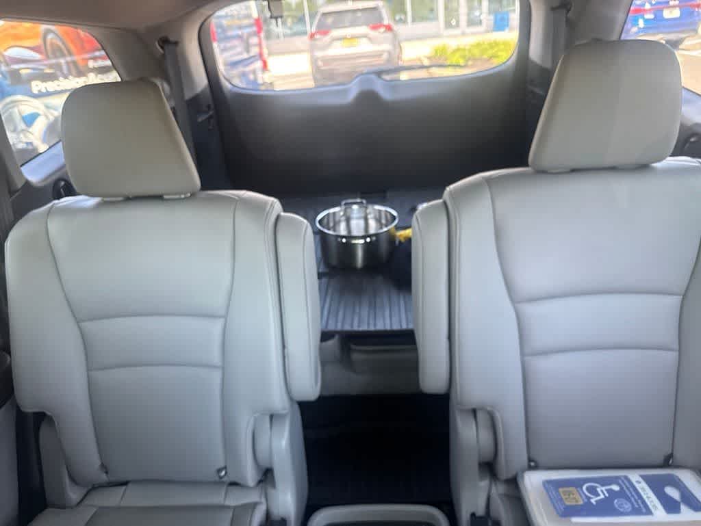 2022 Honda Pilot Touring 7-Passenger