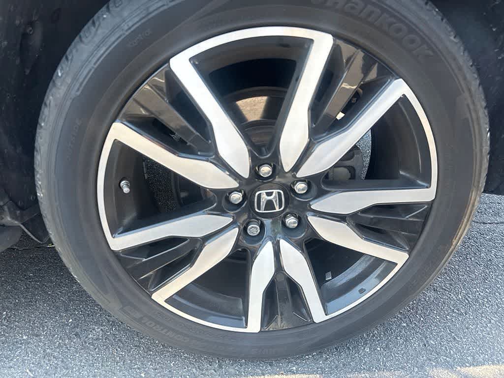 2022 Honda Pilot Touring 7-Passenger