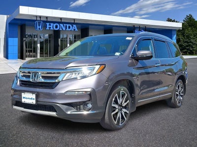 2022 Honda Pilot Touring 8-Passenger