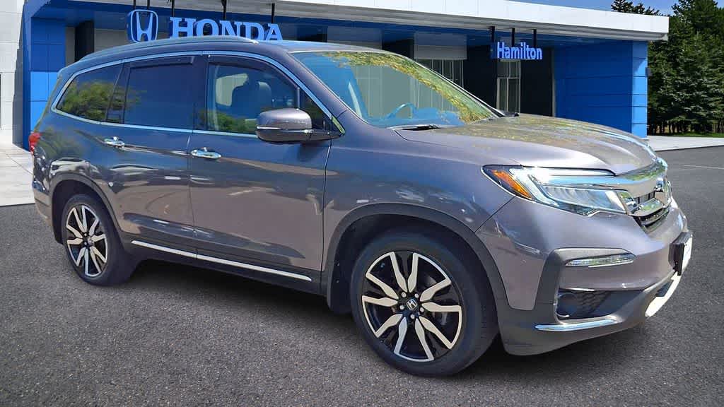 2022 Honda Pilot Touring 8-Passenger