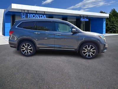 2022 Honda Pilot Touring 8-Passenger
