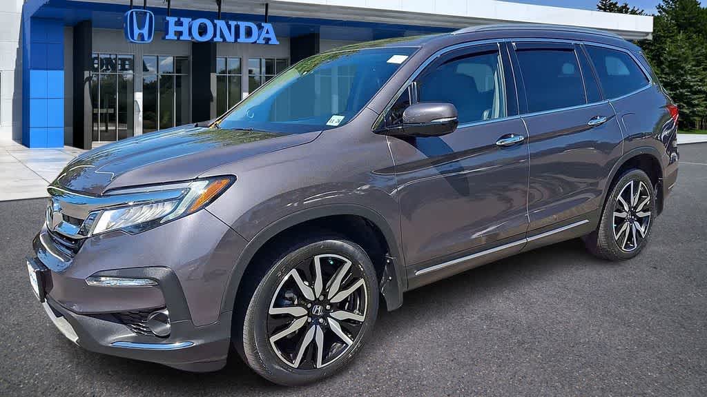 2022 Honda Pilot Touring 8-Passenger