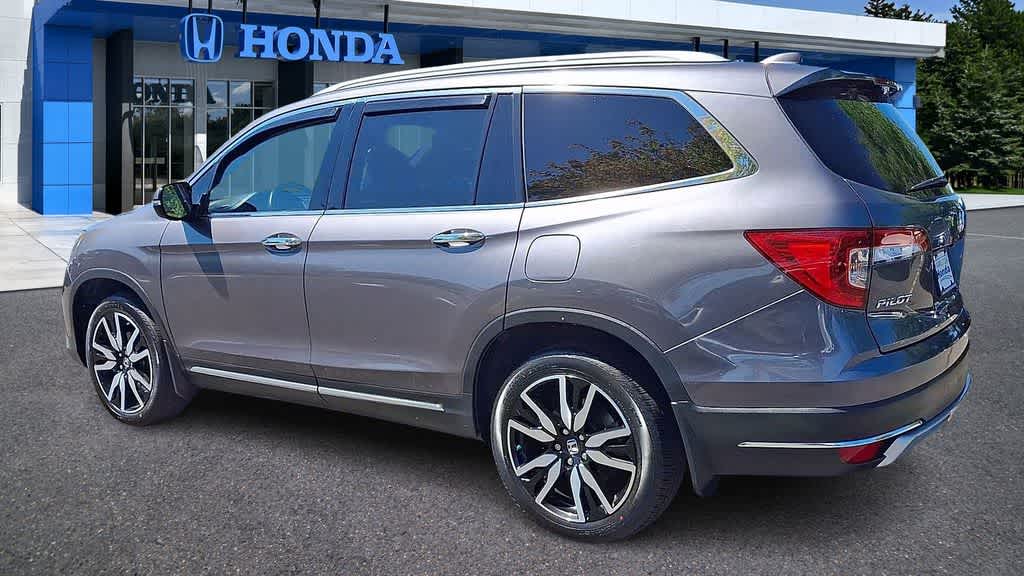 2022 Honda Pilot Touring 8-Passenger