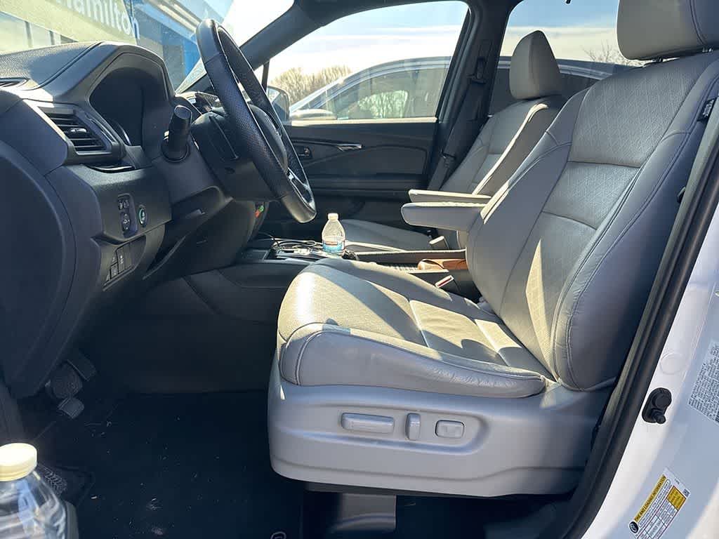 2023 Honda Passport Elite