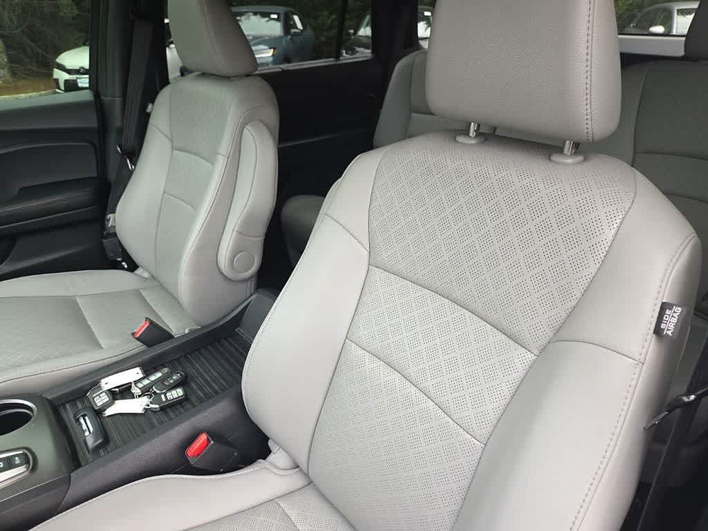 2019 Honda Passport Base