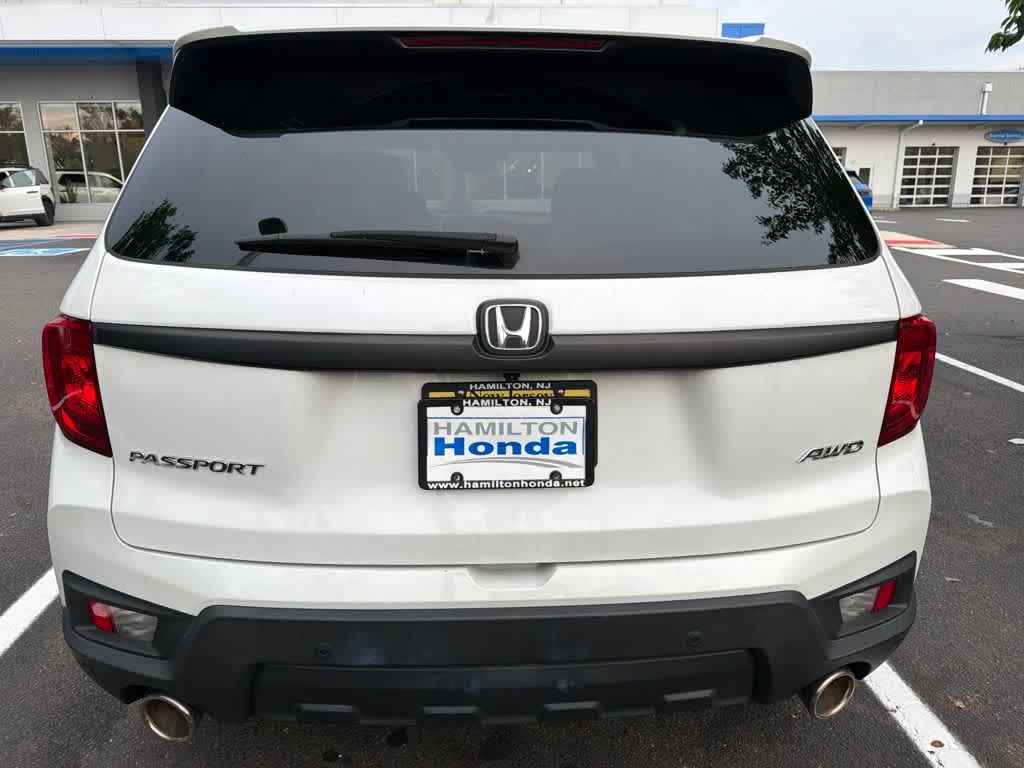 2023 Honda Passport Base