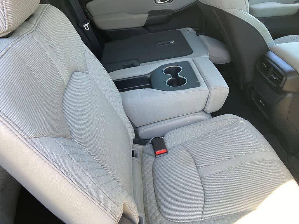 2023 Honda Pilot LX