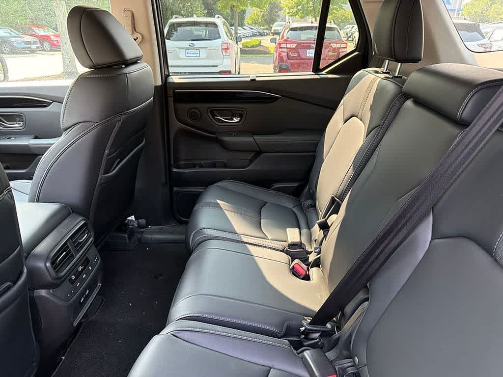 2023 Honda Pilot EX-L 8 Passenger