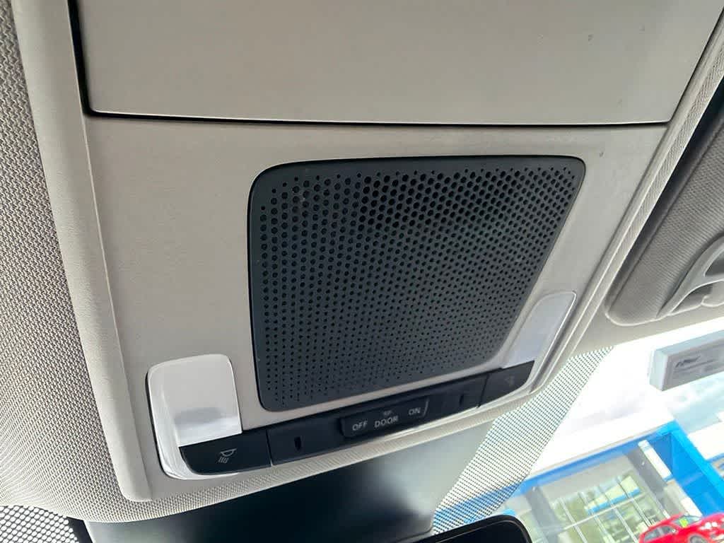 2023 Honda Pilot EX-L 8 Passenger
