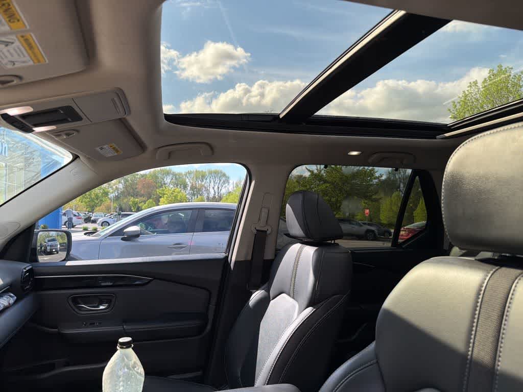 2023 Honda Pilot Touring