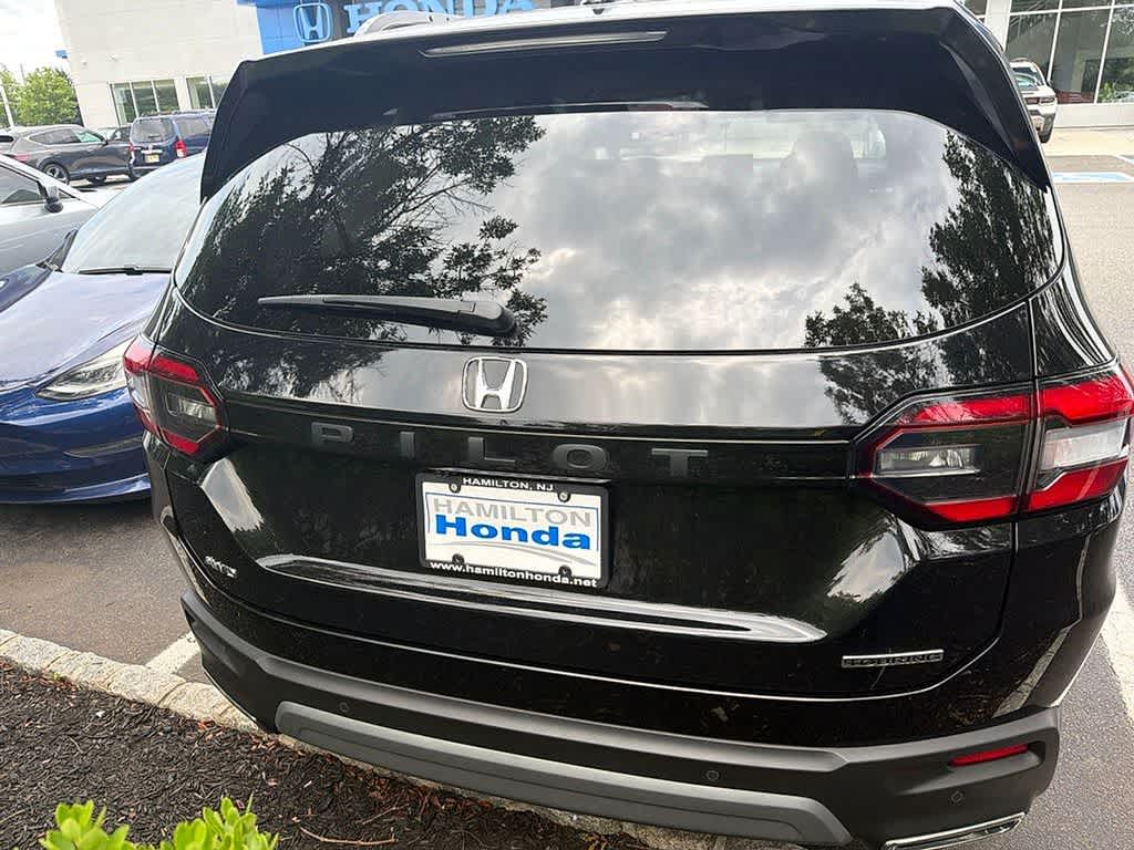 2025 Honda Pilot Touring