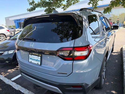 2025 Honda Pilot Touring
