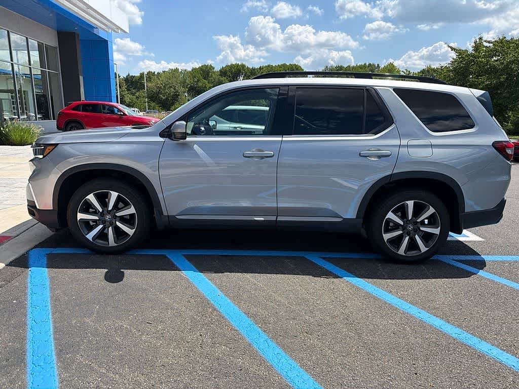 2024 Honda Pilot Touring